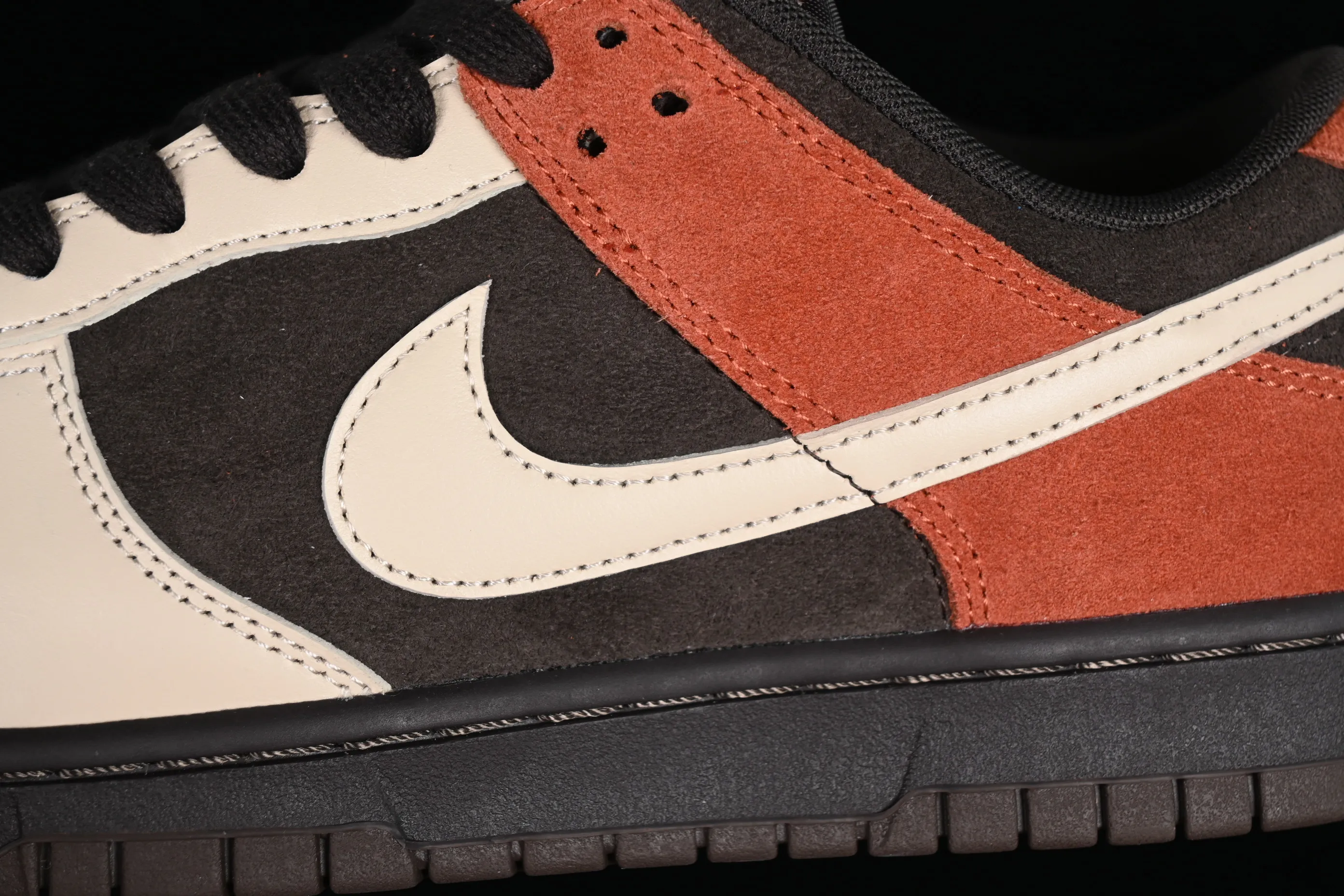 All categories Nk SB Dunk series Nk SB Dunk Low low-top sneakers C version Nk Dunk Low "Red Panda" Red Panda SB low-top sports and leisure sneakers FV0395-200